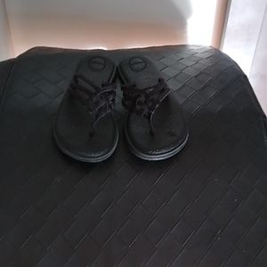 Sanuk yoga mat sandles